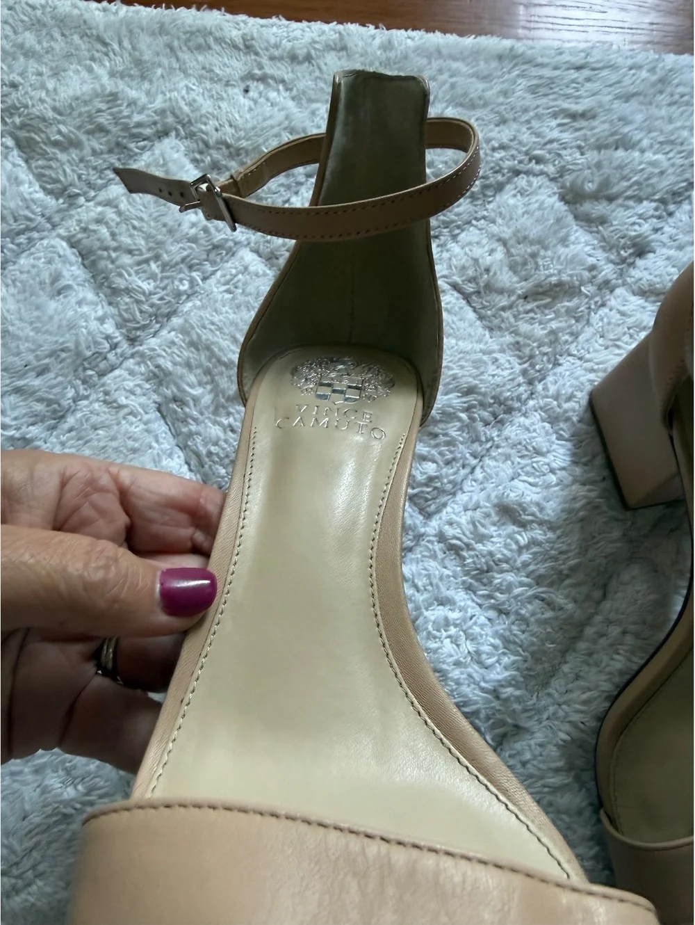 Vince Camuto Women's Nude Leather Block Heel Sandals Size 8.5M